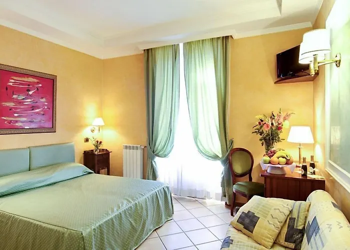 Montreal Hotel 3*